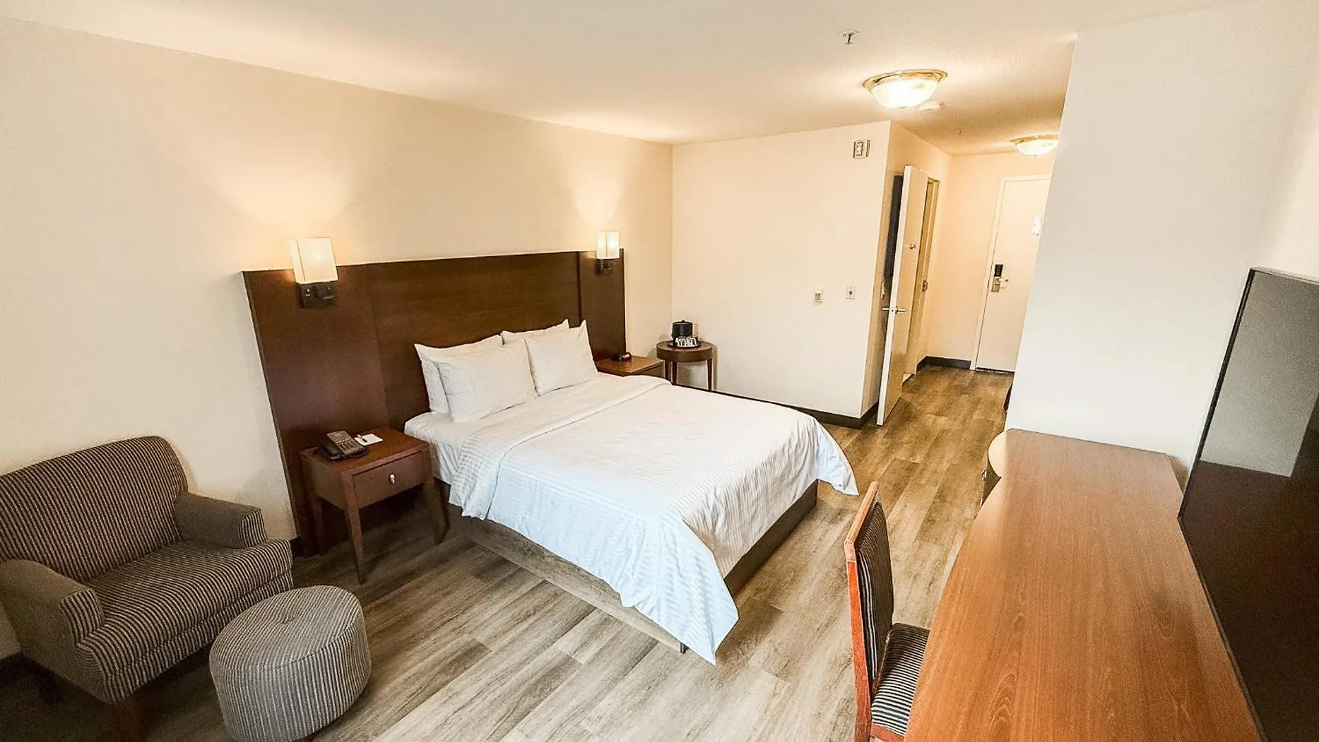 West Edmonton Mall Inn 2*,  Kanada